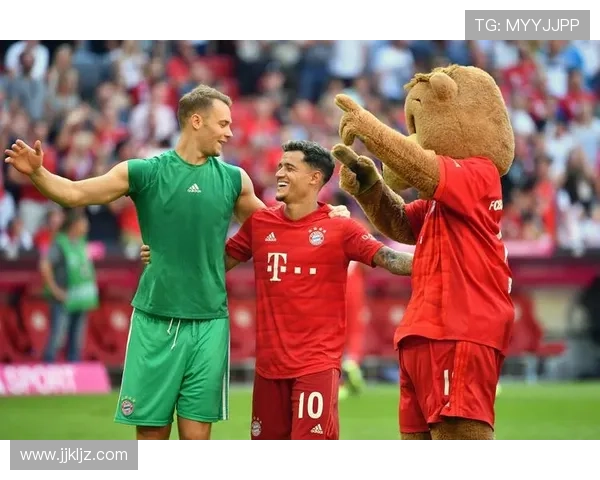 诺伊尔战术价值持续提升，本赛季表现稳健