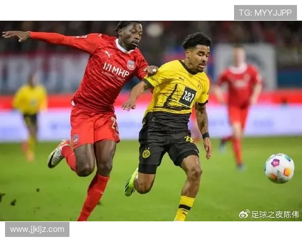 多特蒙德越踢越快,同时防守端问题显现,赛季稳定性面临考验 多特蒙德越踢越快,同时防守端问题显现,赛季稳定性面临考验